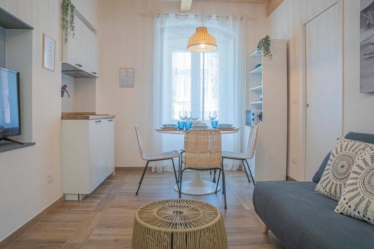 Moneglia In Piazza Apartment Bagian luar foto